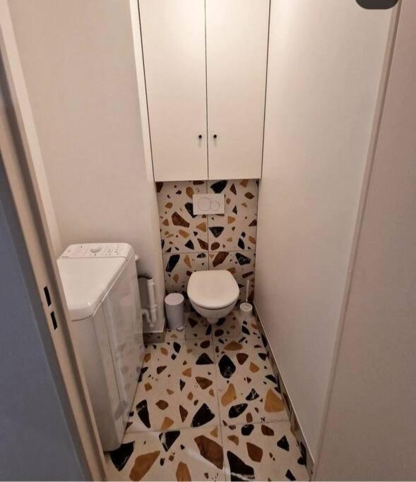 L'Escale Balzac Appartement Villeurbanne Buitenkant foto